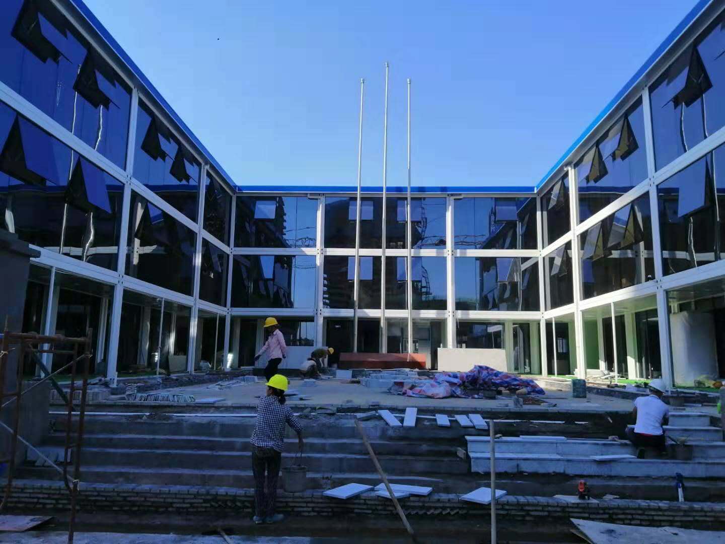 Prefabricated  Ready Made Modern Steel Structure Container House  for site